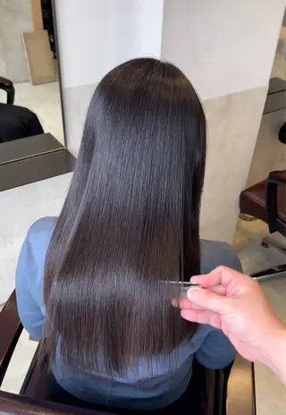 ロング 美髪職人あお🦕 髪質改善｜原宿のヘアスタイル