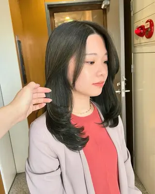 セミロング カラー akane/ボブ /オリーブ/ブラウンのヘアスタイル