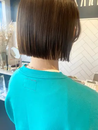 ショート カラー 久保田 茜のヘアスタイル