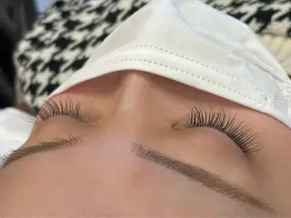 マツエク・マツパ ~RADnoel~ KARENのヘアスタイル