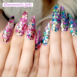 セミロング ネイル クロキ 。のネイルデザイン