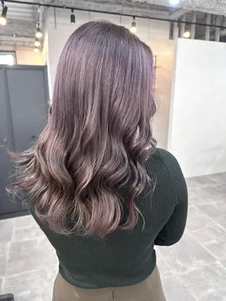 ミディアム Aika 🖤のヘアスタイル