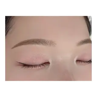 アイブロウ BEAUTYGENE 🪽よこやまのマツエク・マツパデザイン