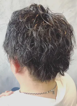 パーマ メンズ ヲタクに美容室は難しい。所属・縮毛矯正&髪質改善 ⭐️OGUのヘアスタイル