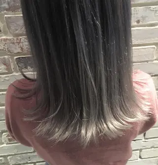 ミディアム CALAMARI所属・【渋谷で人気】艶髪× 髪質改善/ツヤカラーのヘアスタイル