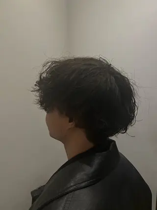 パーマ メンズ 小森田　果怜 縮毛矯正、カラーのヘアスタイル