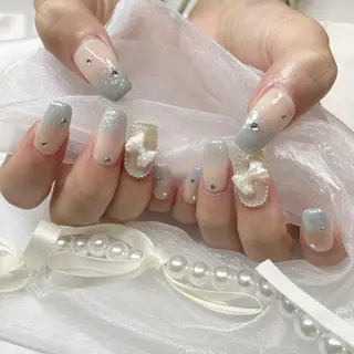 ネイル fiore nail 🦋のネイルデザイン