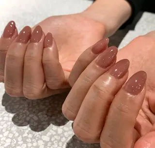 ネイル Nail salon 4［HER.］所属・MIA 𓂃 ⚮̈ .゜ ‪のネイルデザイン