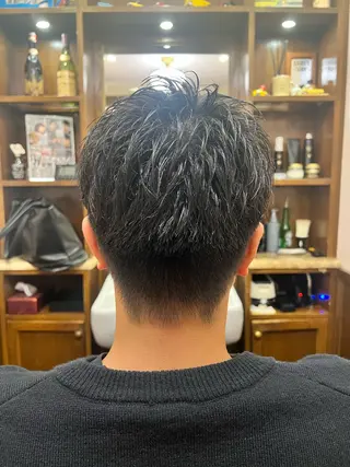 ショート ヒロ銀座バーバーショップ丸の内所属・秋山 琳太のヘアスタイル