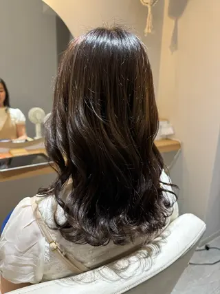 ロング 《PARAGO緑橋》 内田美結のヘアスタイル