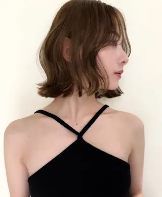 ショート カラー 小顔ボブ jilblanカホのヘアスタイル