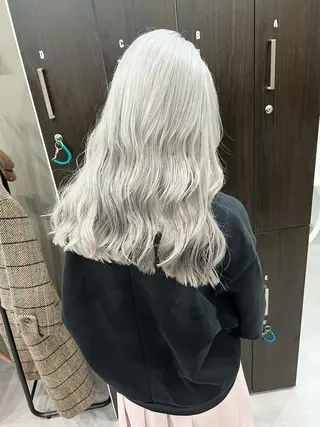 ロング カラー Via officialのヘアスタイル