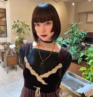 ショート ファッションに 溶け込むstyleのヘアスタイル