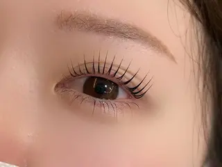 マツエク・マツパ Uyu lush所属・Uyu lushのマツエク・マツパデザイン