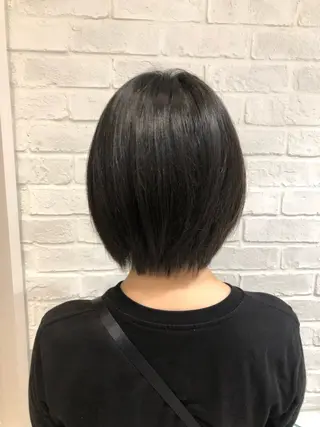 ショート 酸性ストレート特化× 艶髪師/及川のヘアスタイル