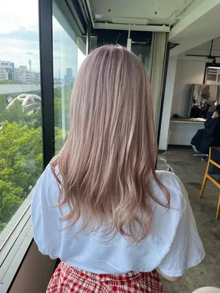 ロング ハイトーン/レイヤー /ケアブリーチ石川治のヘアスタイル