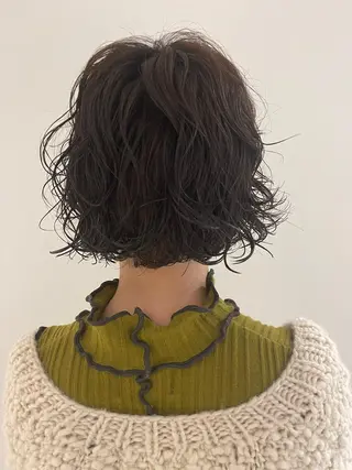 ミディアム oma 袮次金 鈴香のヘアスタイル