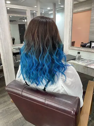 セミロング LOCO Ko-kiのヘアスタイル