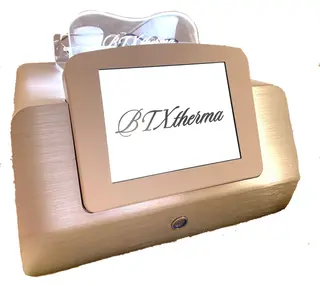 小顔/たるみ/黒ずみ除去専門サロン/SONA 大和西大寺店所属・【小顔専門看護師 サロンSONA】のエステ・リラクイメージ