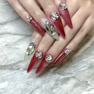 ネイル TRU NAIL&EYE 千葉店所属・高木 つかさのネイルデザイン