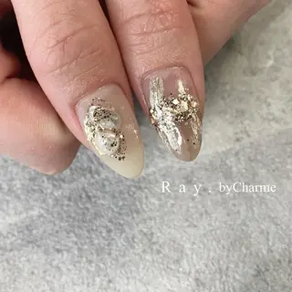 ネイル Ray. ／綺麗目ニュアンスのネイルデザイン