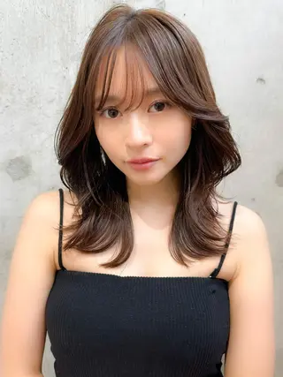 セミロング カラー 新宿/韓国風レイヤー 髪質改善/渋谷直樹のヘアスタイル