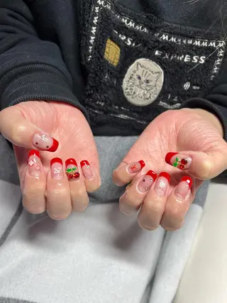 ネイル ちゅるんネイル🪄 耳ツボジュエリー🔗のネイルデザイン