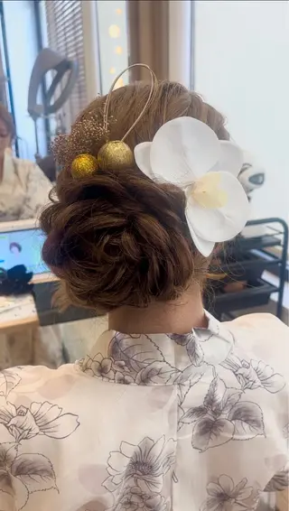 ロング ヘアアレンジ 透明感カラー🫧/ アレンジ/YUI🎀のヘアスタイル