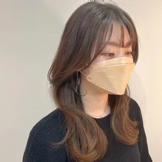 セミロング La paix所属・パーソナルカラー lapiax阿部のヘアスタイル