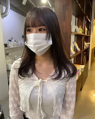 セミロング カラー silo所属・silo MOKA 顔周りカット🦦のヘアスタイル