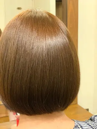 ショート カラー LUCIA所属・透明感カラー/ブリー チ無し/瀧田恭平のヘアスタイル