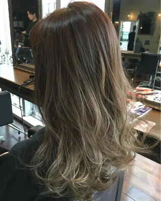 ミディアム セミロング ロング カラー 吉本 yoshimotoのヘアスタイル