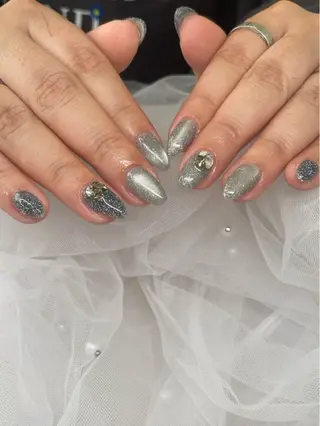 ネイル Emma Jewel🏛️♡のネイルデザイン