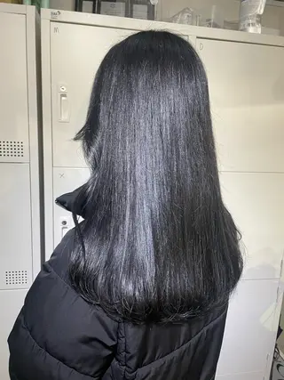 セミロング ふかたさや🌟 艶感カラー🌟のヘアスタイル