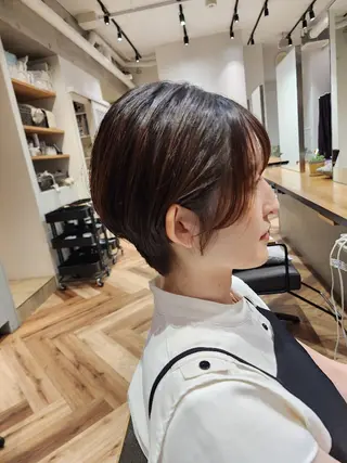 ショート loutus 所属・井川和哉 ハイトーン／透明感のヘアスタイル