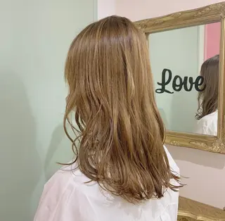 ミディアム 顔まわりカット/ 艶感カラー/sikiのヘアスタイル