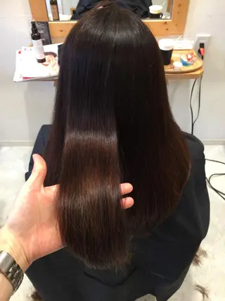 ロング ツヤ髪専門美容師 桑原 和誠のヘアスタイル