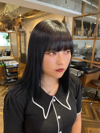 ミディアム カラー HOMIE TOKYO所属・sora / 渋谷 / ハイトーンのヘアスタイル