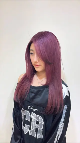 ロング 坂田 愛彩萌のヘアスタイル