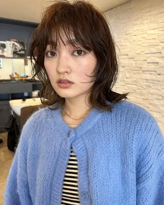 ミディアム 古沢 新のヘアスタイル