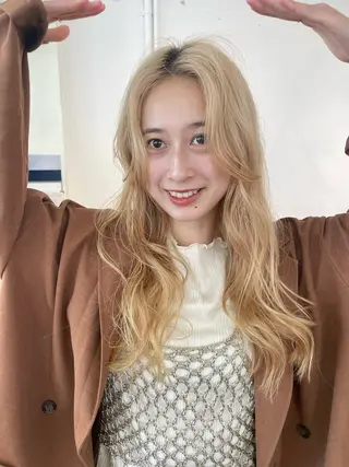 ロング カラー Terve.竹内 視咲のヘアスタイル