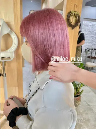 ミディアム カラー miloc那覇 MIKUのヘアスタイル