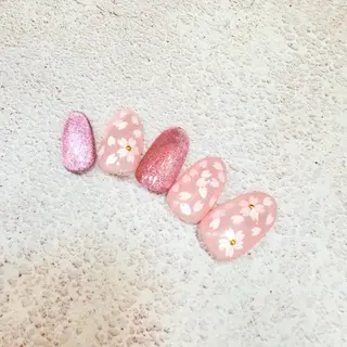 ネイル 重永 夏南のネイルデザイン