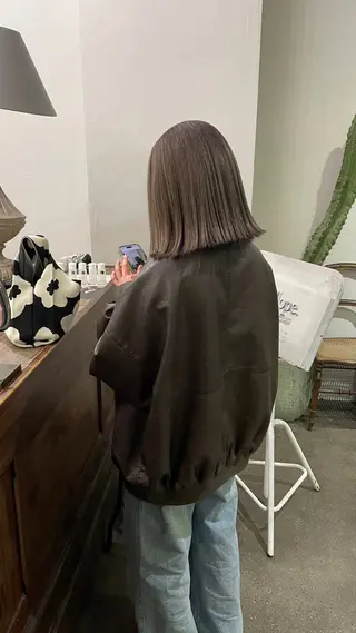 カラー 沼田 彩虹のヘアスタイル