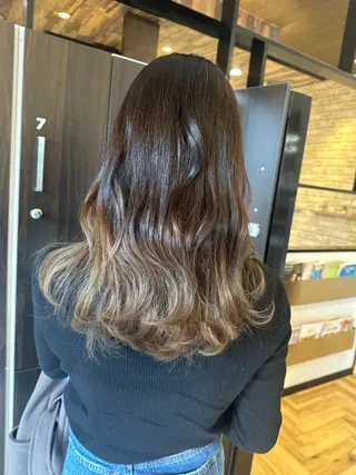 ロング カラー arl 豊田店アシスタントのヘアスタイル