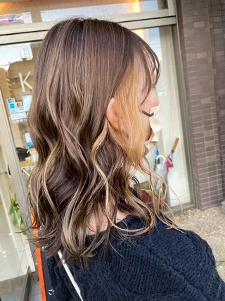 ミディアム Eleanor枚方店 越海舞のヘアスタイル