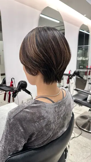ショート あいこ/レイヤー カット🌷蔵前のヘアスタイル