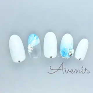 ネイル Avenir 表参道 nail＆eye予約のネイルデザイン
