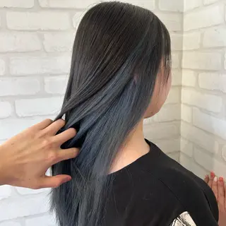 ロング 💛ブリーチで叶える 💛垢抜けカラー🌈のヘアスタイル