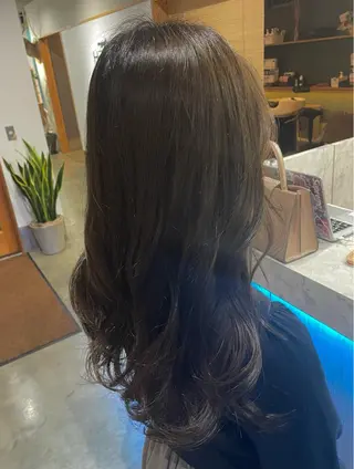 カラー まつやま さおりのヘアスタイル